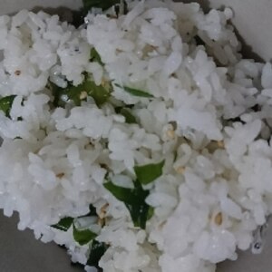 美味しく栄養☆わかめしらすご飯